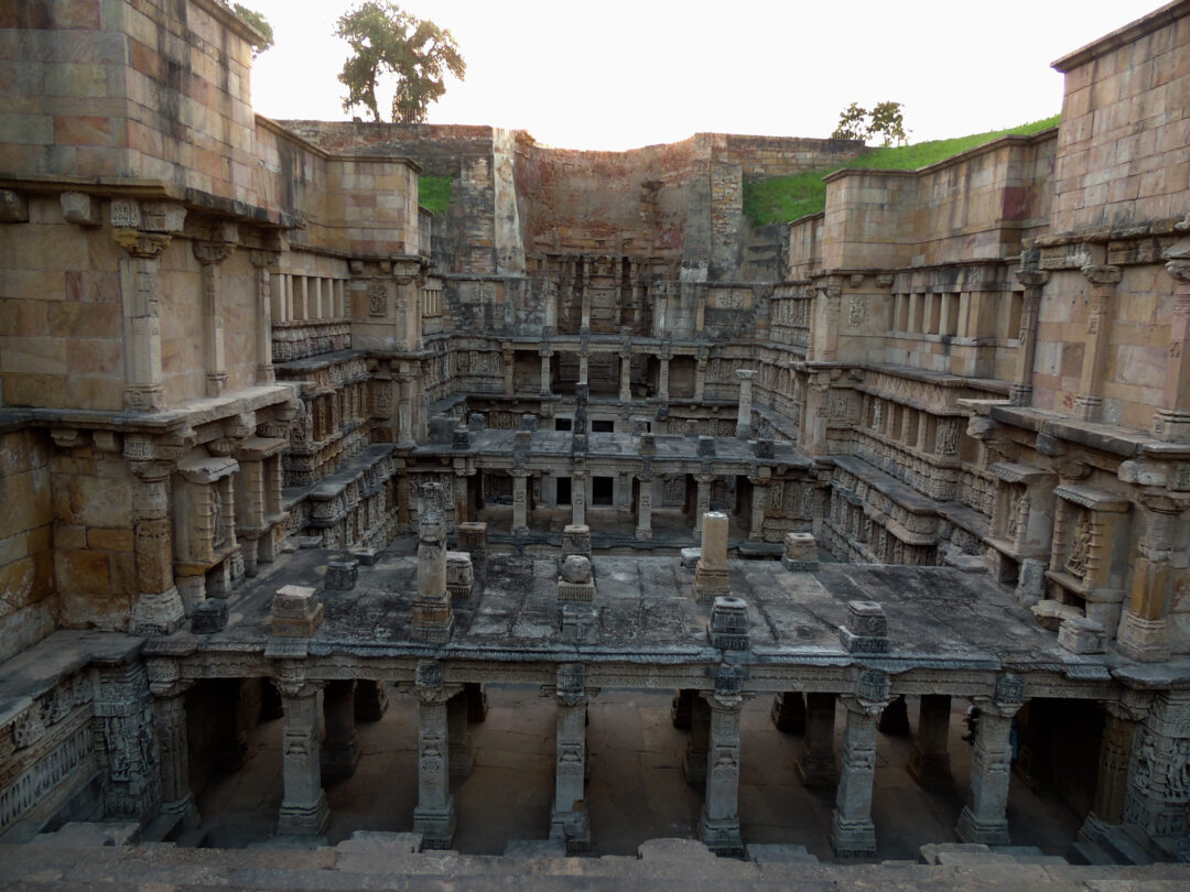 Vadodara - Ahmedabad (Gujrath) | 5N - 6D