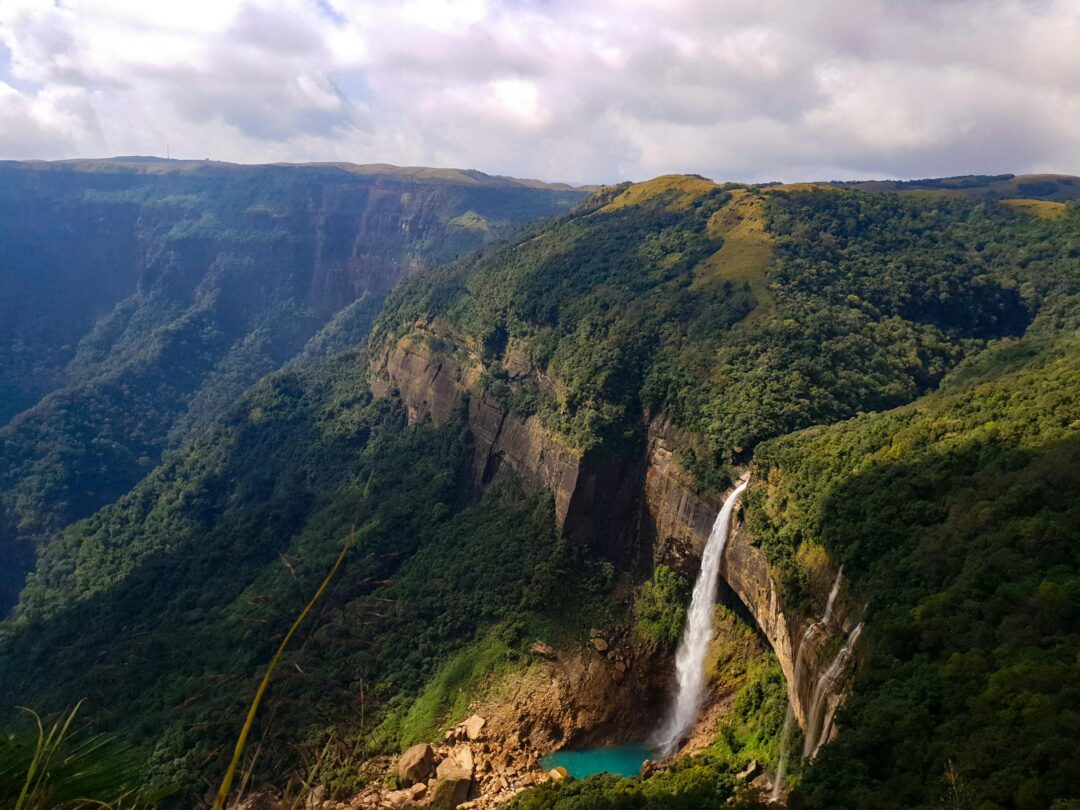 Shillong - Jowai - Dawki - Cherrapunji - Garo hills (Meghalaya) | 12N - 13D